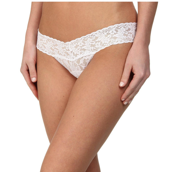 Hanky Panky - Signature Lace Low Rise Thong in Various Colours – Fashion  Truck Canada