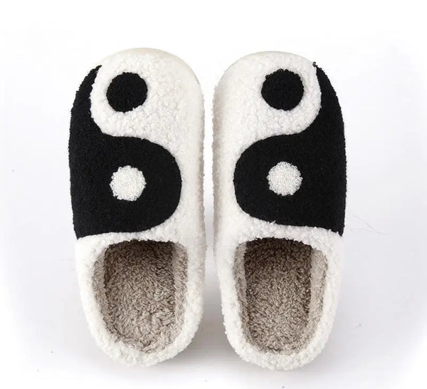 LR - Ying Yang Slippers